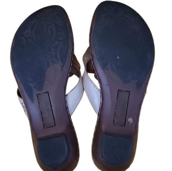 b.o.c Silver Floral Sandals - Picture 4 of 6